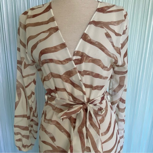 Animal Print Maxi Kimono Size 6 - Picture 3 of 16